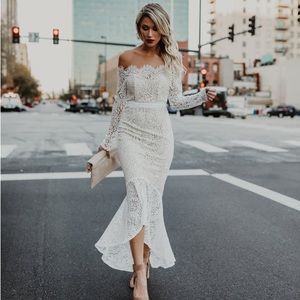 Elegance Lace Trumpet Dress - White (Small)